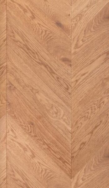 Troslojni parket CHEVRON 45, 130-150 mm, HRAST, NATUR, lakiran